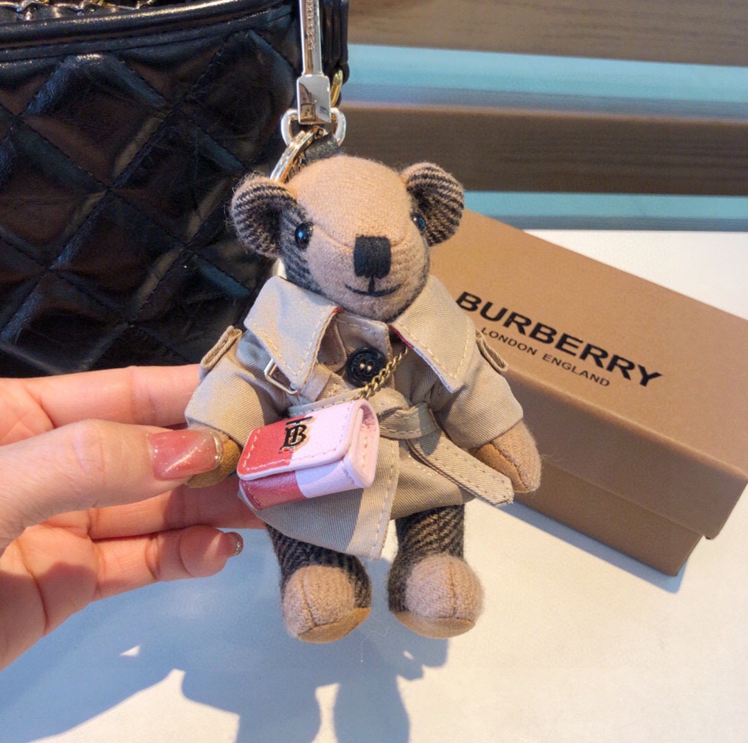 【Burberry】 キーホルダー  可爱い熊チャン 高さ12.5cm -2色
