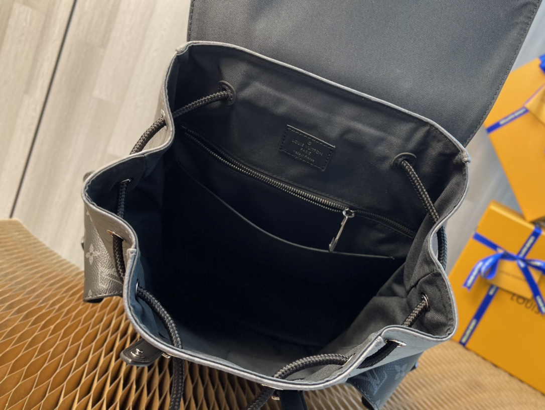 【LOUIS VUITTON】Christopher -41x48x13CM