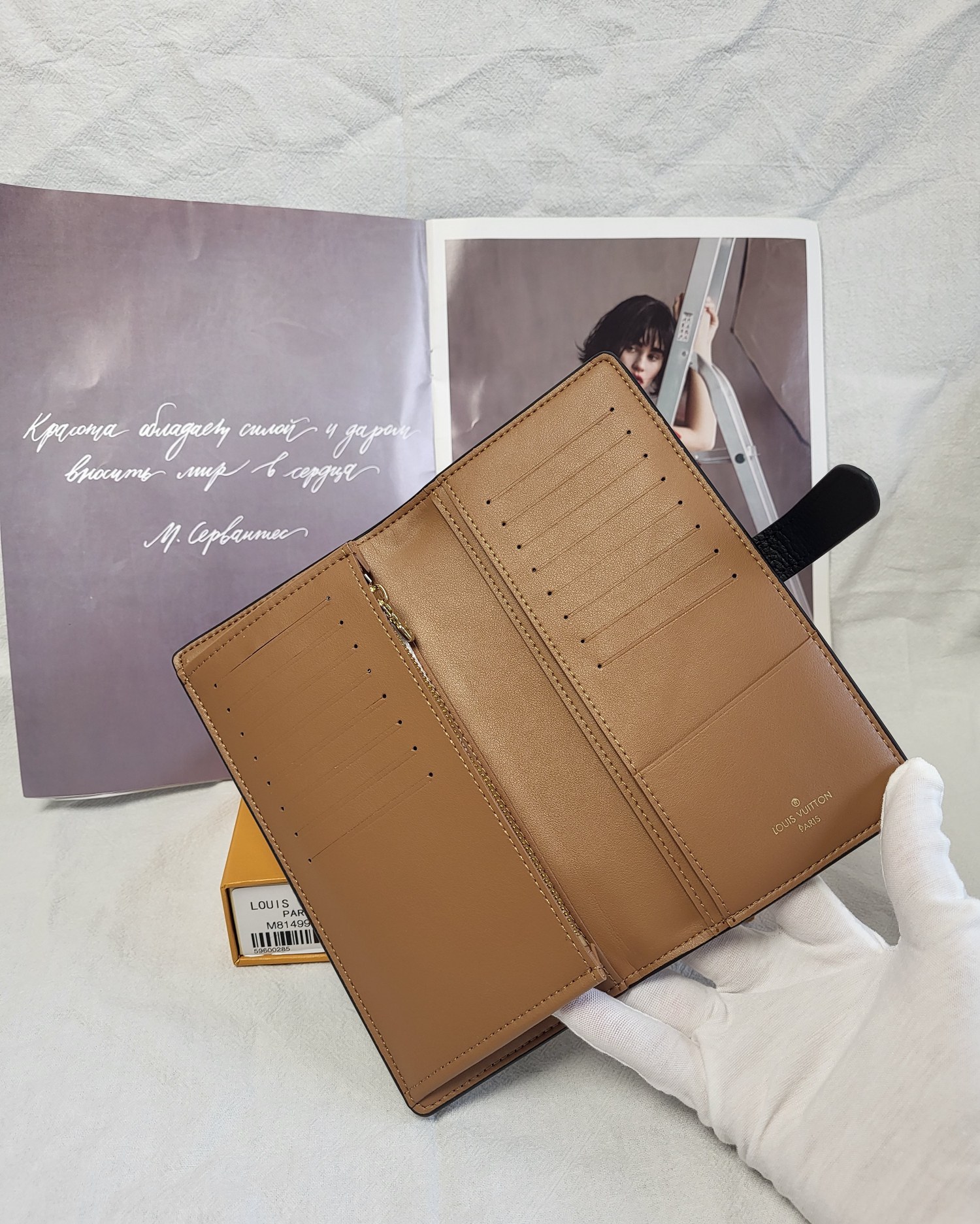 【LOUIS VUITTON】 LV Vertical  10 x 19 x 1.7  cm -3色