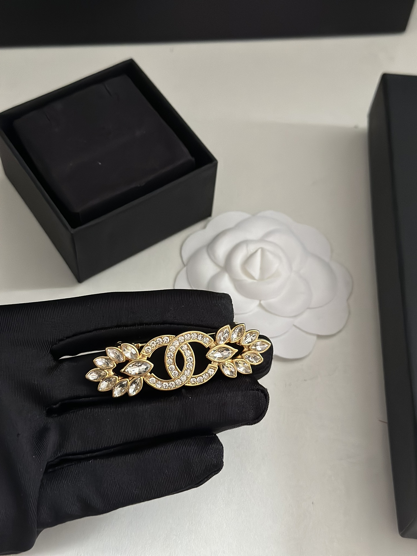 【ブローチ】★CHANEL★