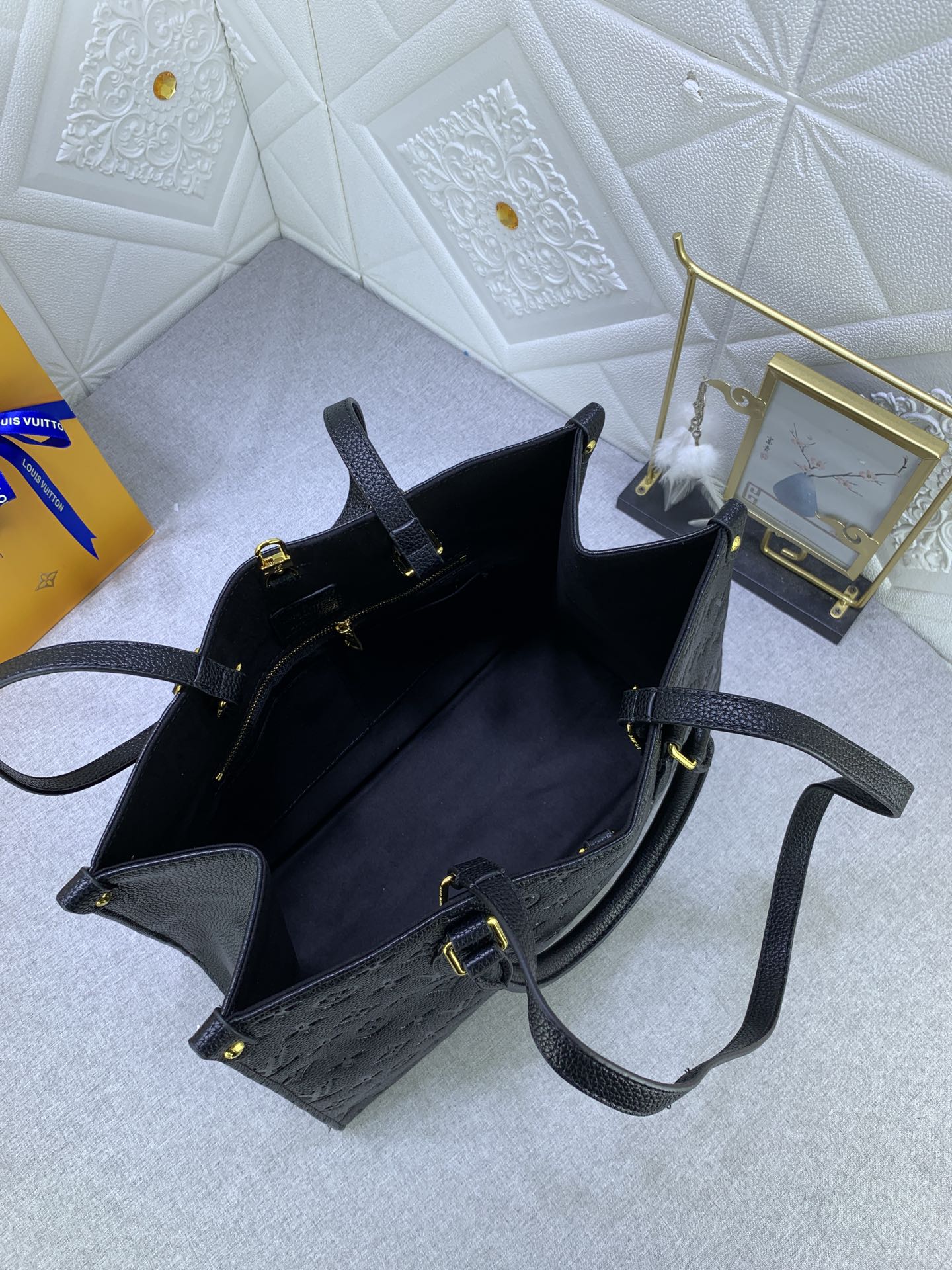 【LOUIS VUITTON】Onthego  34*15*26cm