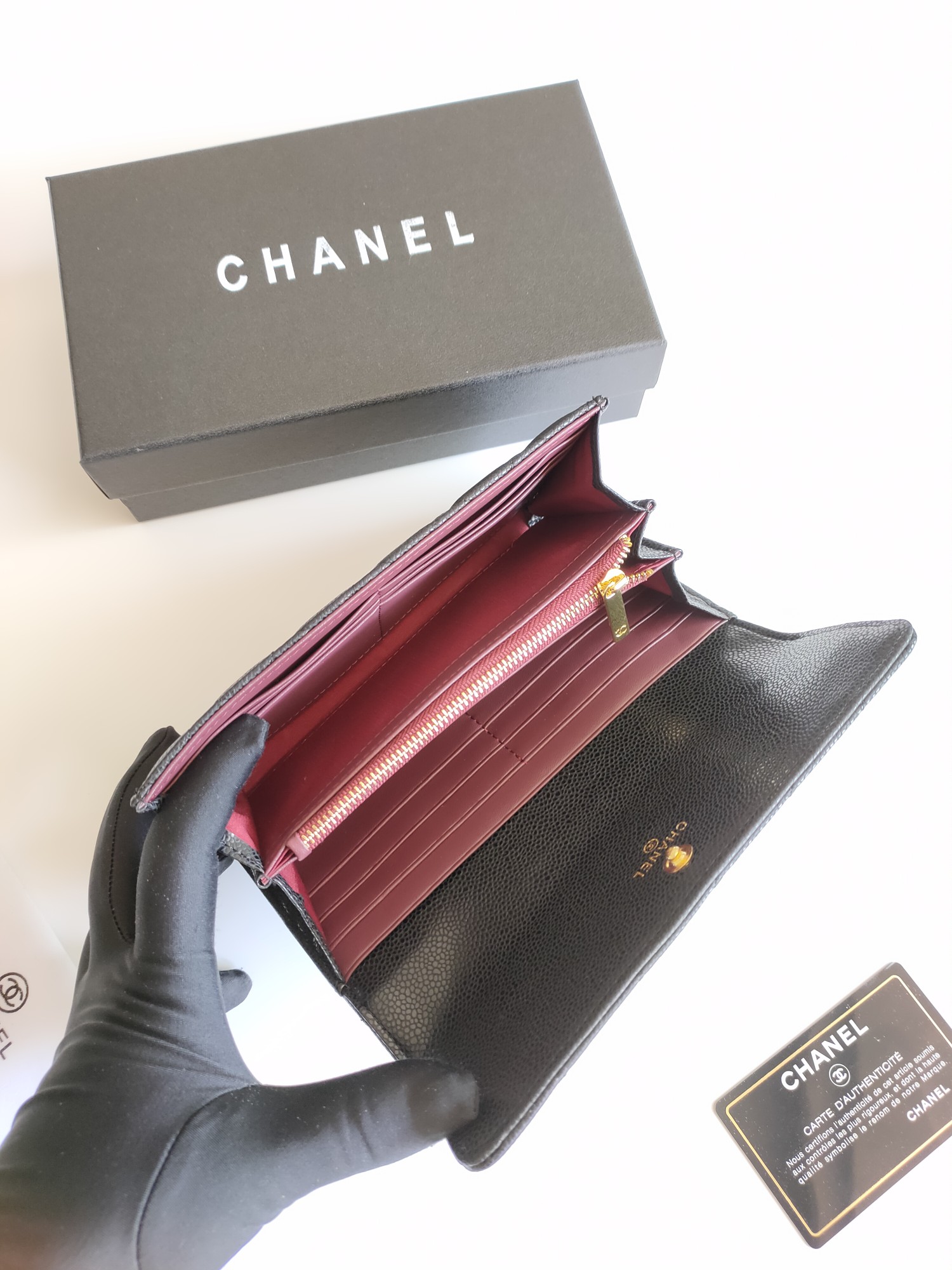【CHANEL 】二つ折り財布  19-10-3CM