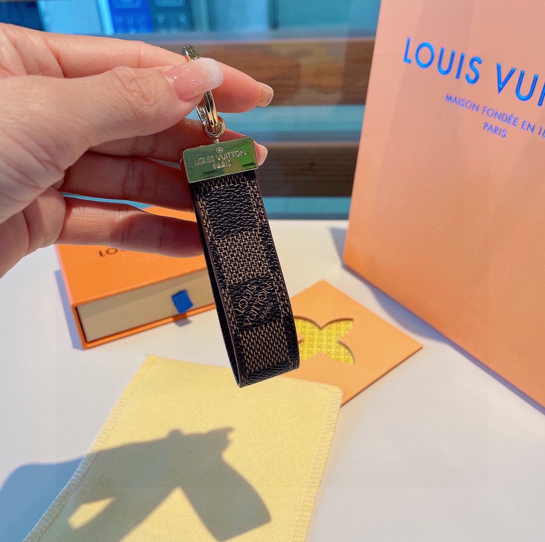 【LOUIS VUITTON】キーケース キーホルダー   -3色