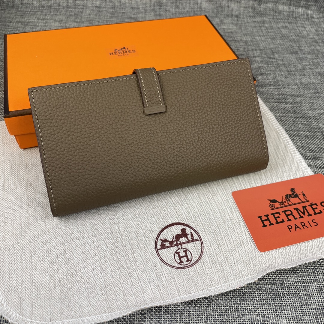 【Hermes 】二つ折り財布  9X17.5 CM -6色