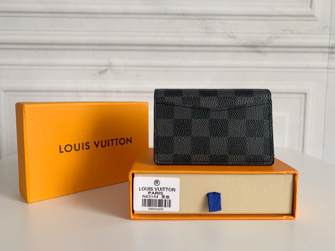 【LOUIS VUITTON】パスケース  7x11x2cm  -6色