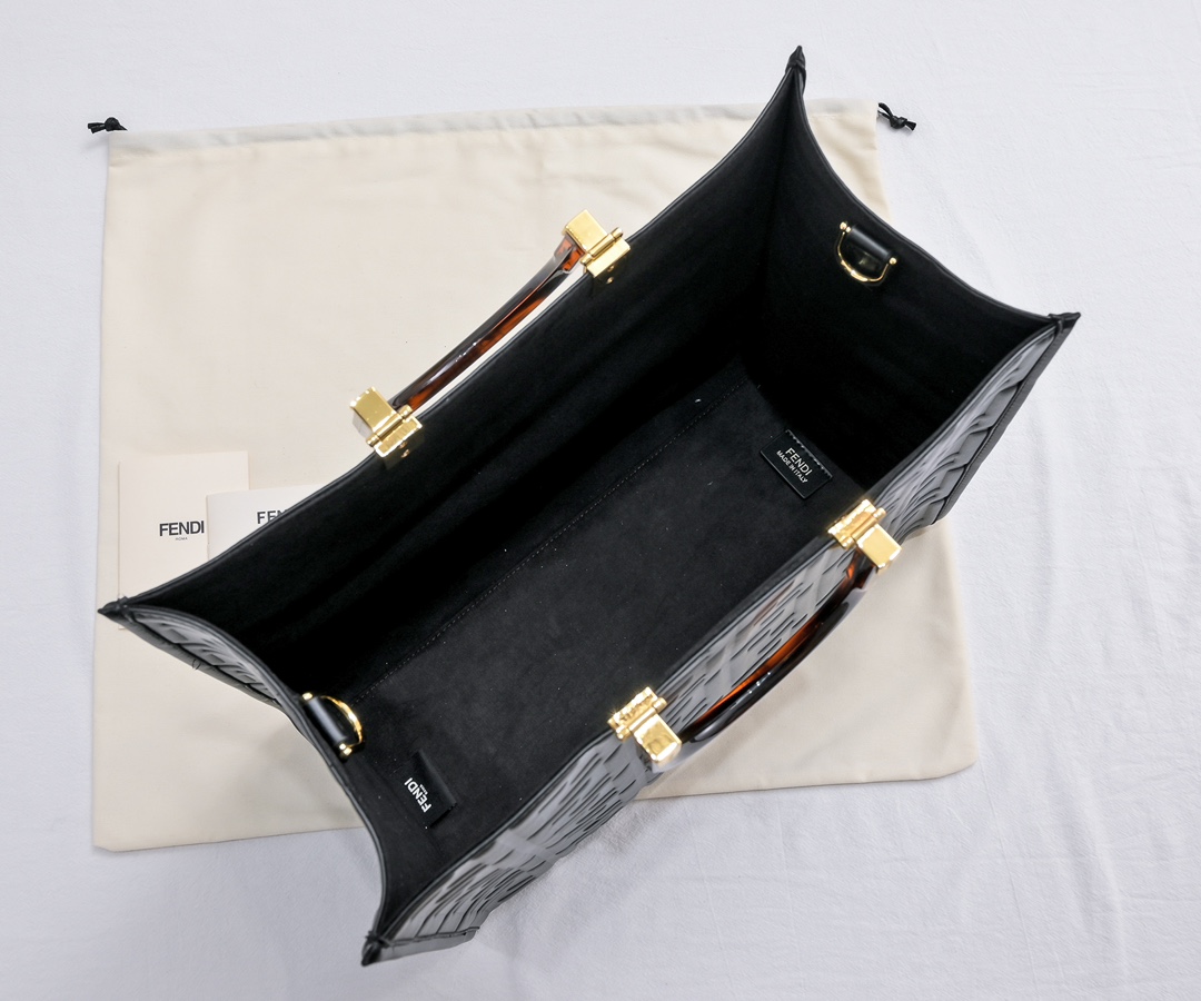 【FENDI】shine tote   サイズ: 35x17x31cm -4色