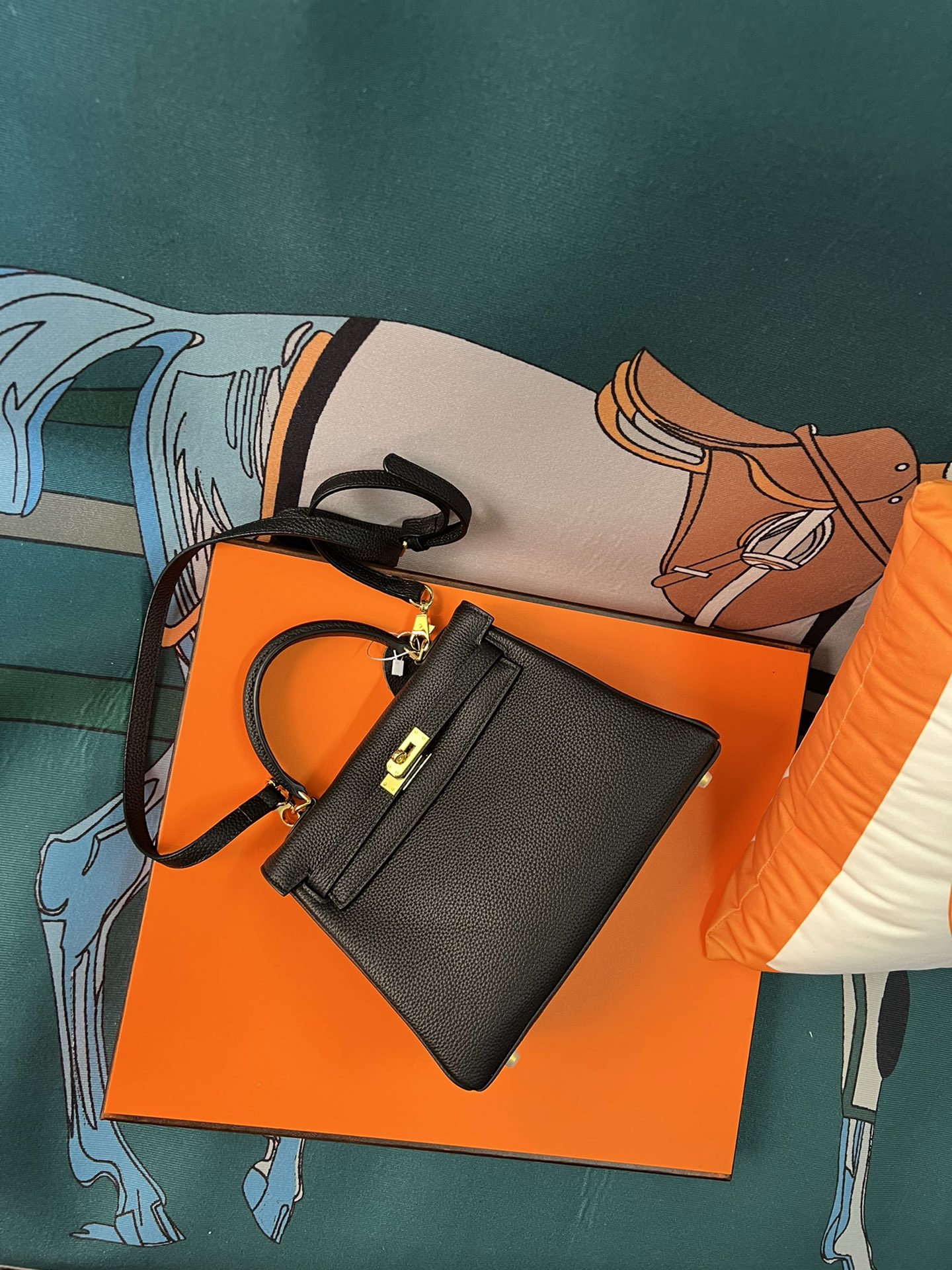 HERMES(エルメス) kelly 25 28 ケリー ハンドバッグ ゴールド金具 2 WAY -6色