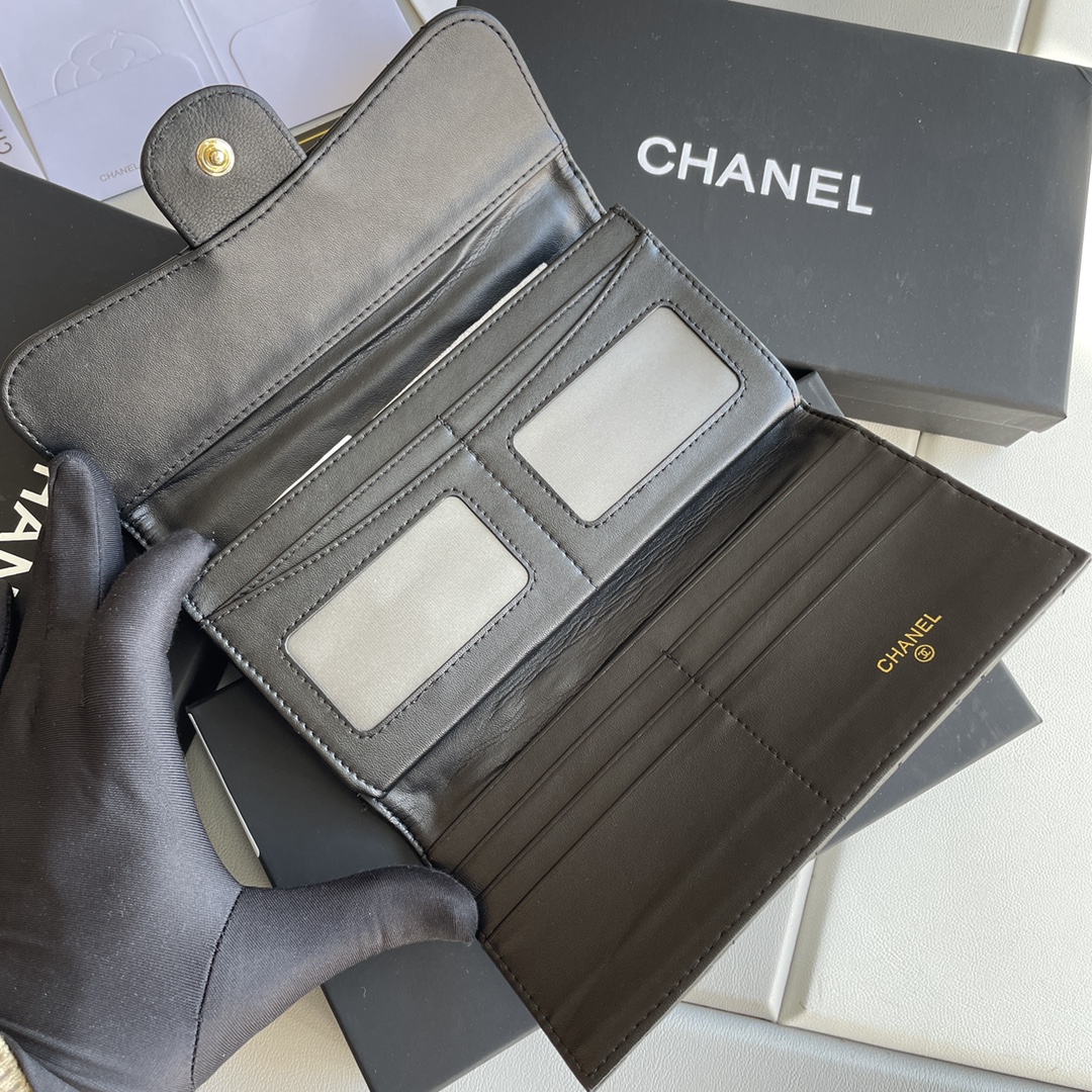 【CHANEL 】三つ折り財布  19*10*2.5CM