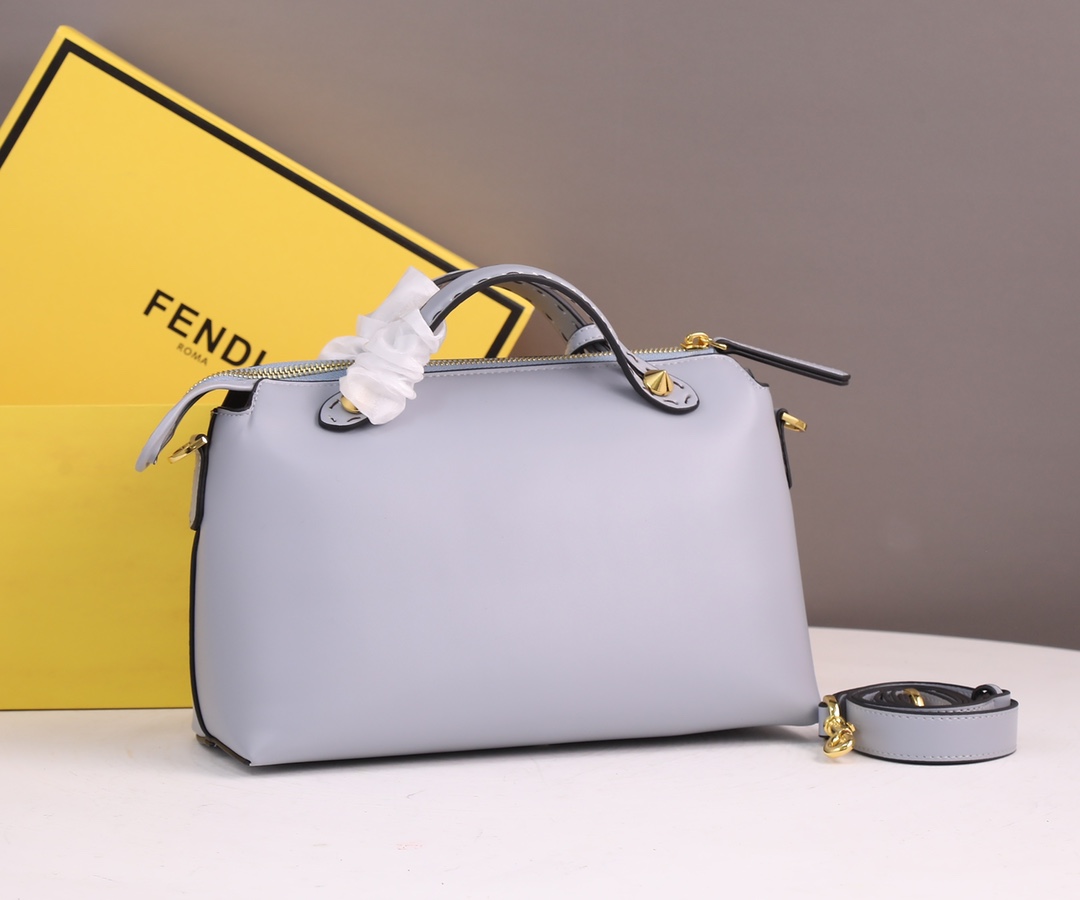 【FENDI】 By The Way Boston  サイズ: 28x8x15cm -5色