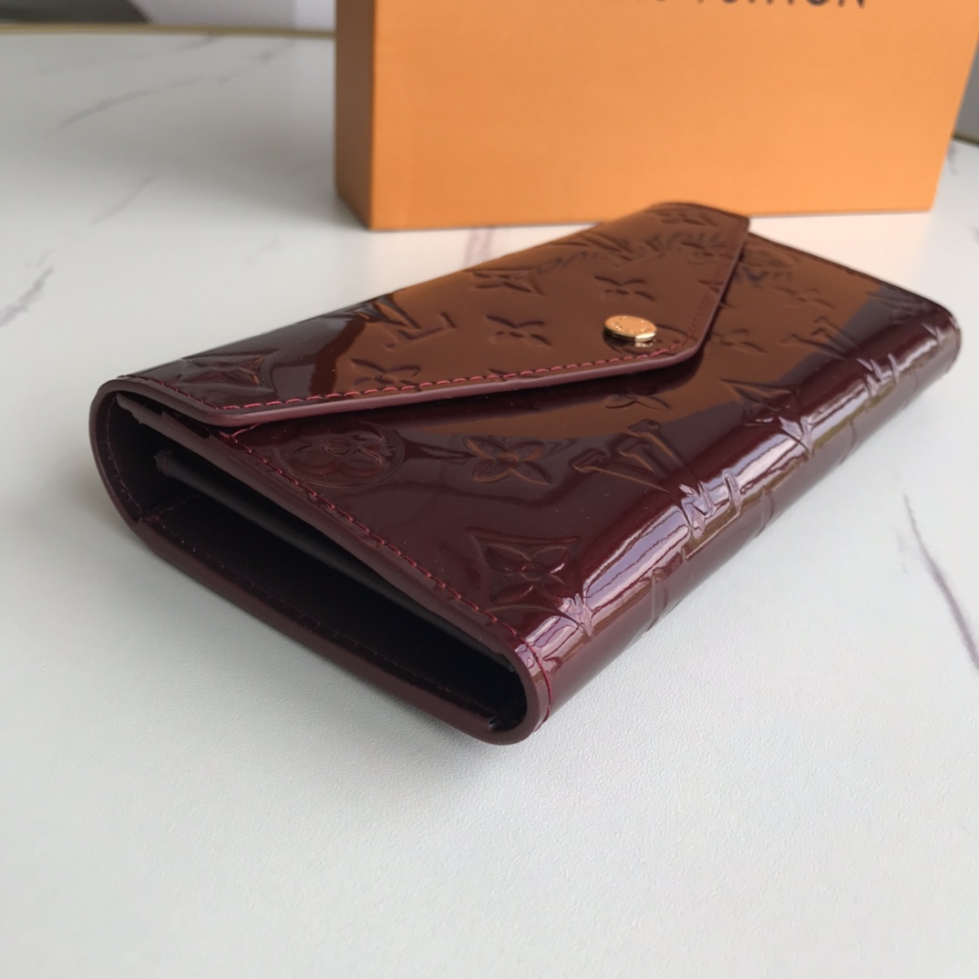【LOUIS VUITTON】ボタン財布  19x10x2cm -4色