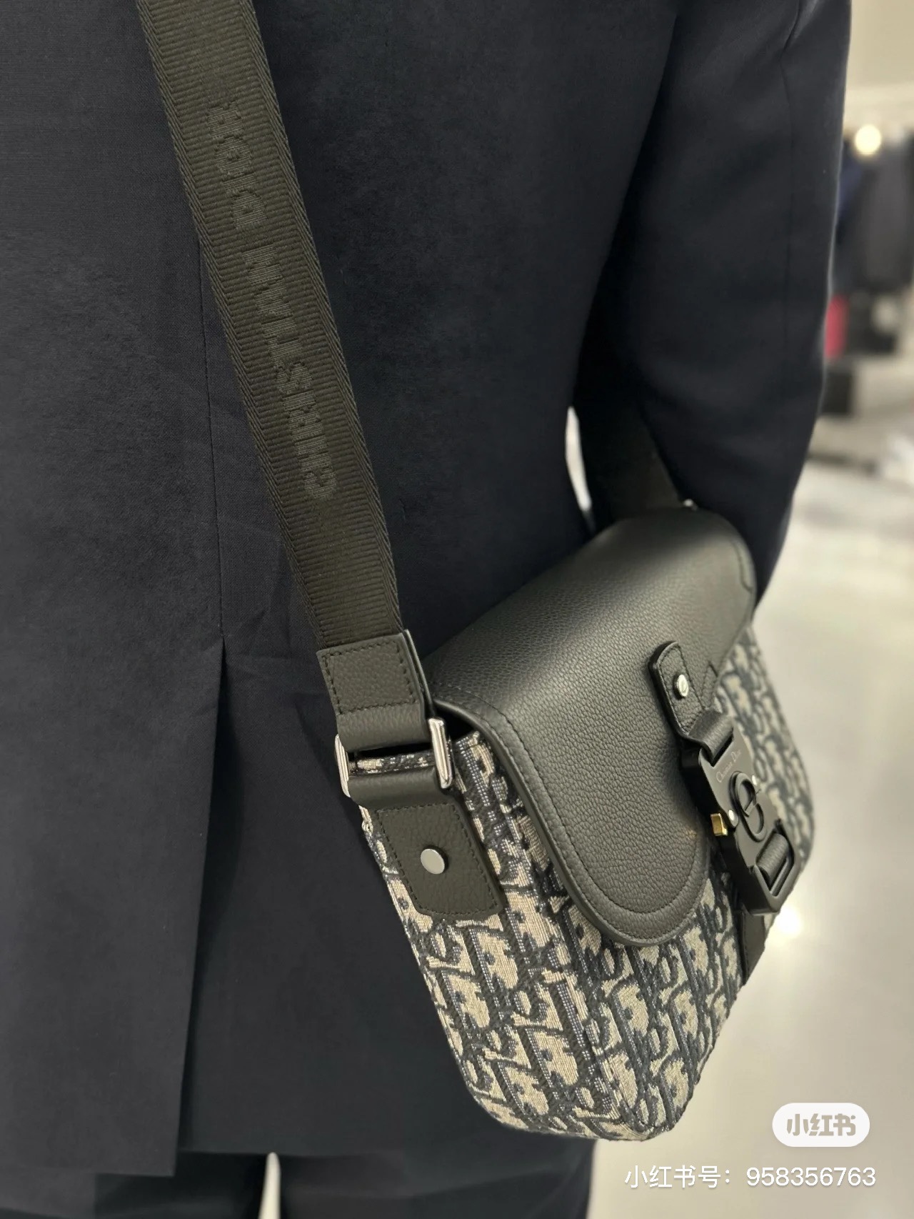 【DIOR】Oblique   -23 x 18 x 6cm-3色
