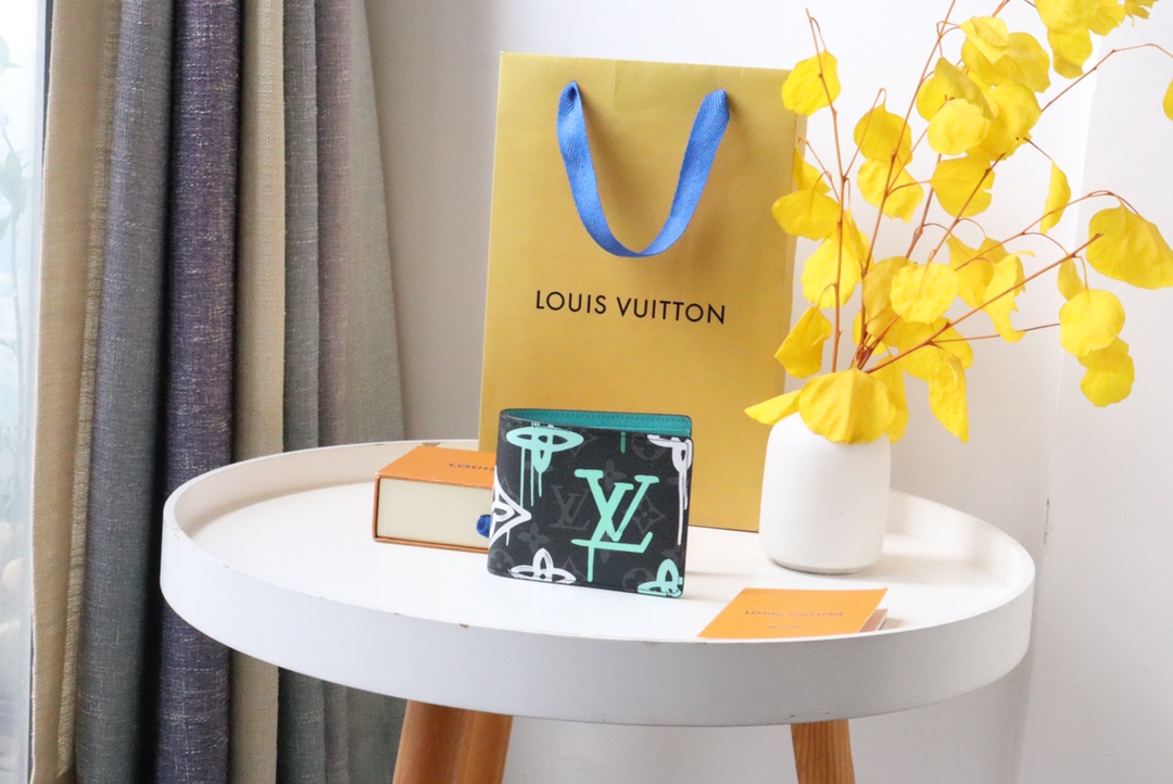 【LOUIS VUITTON】Multiple 11.5 x 9 x 1.5CM -2色