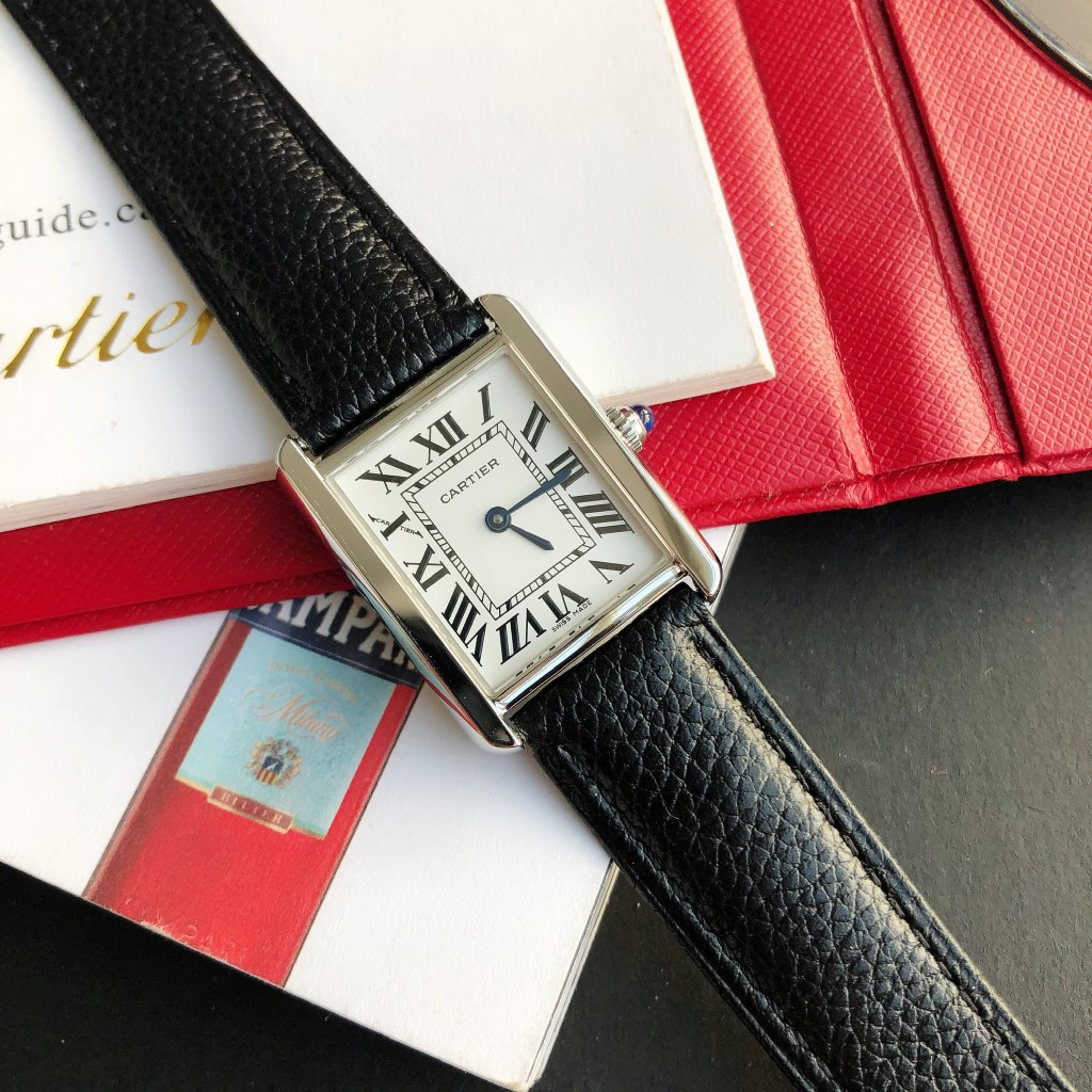 【Cartier】 レディース  27*34 MM