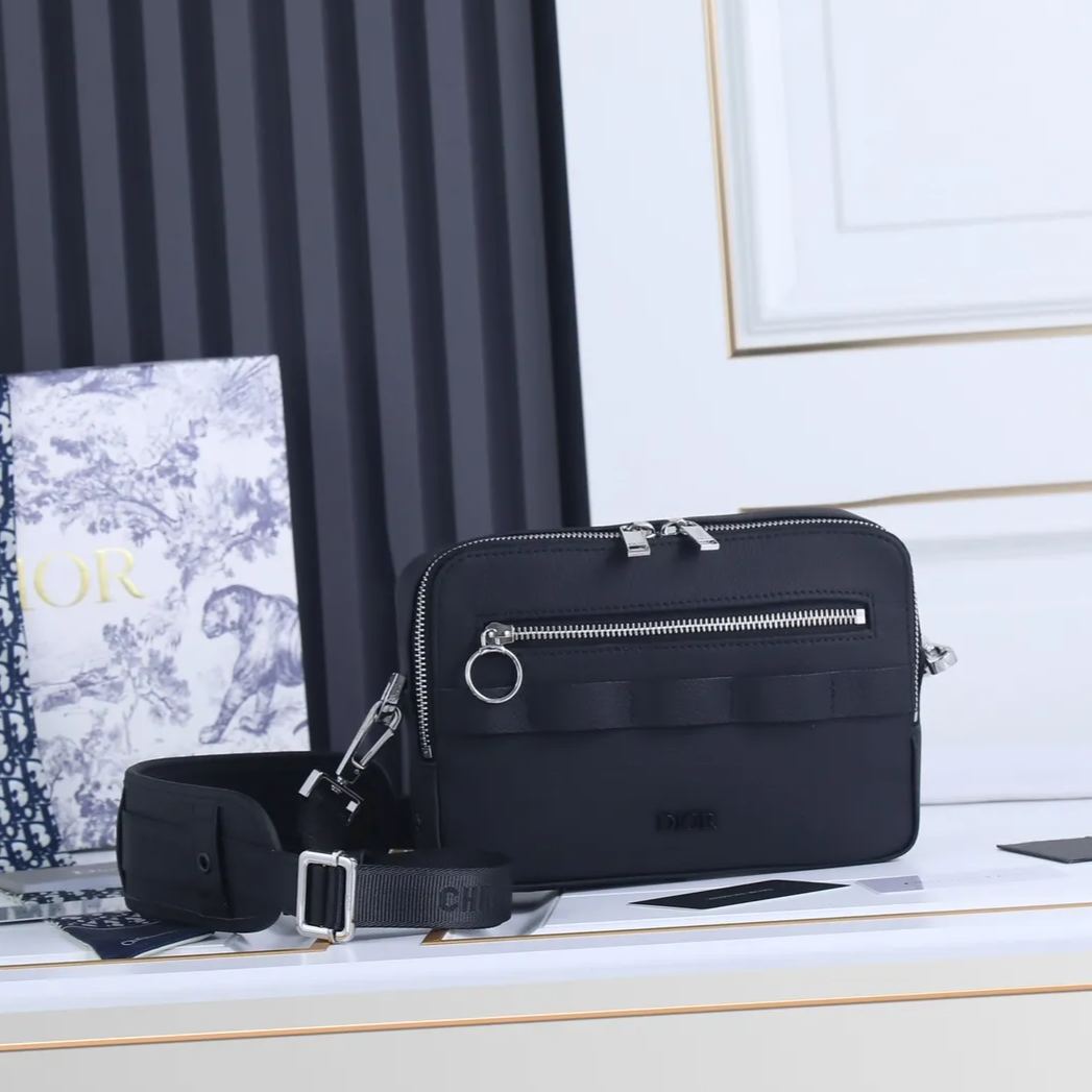 【DIOR】 homme 22x15x5cm