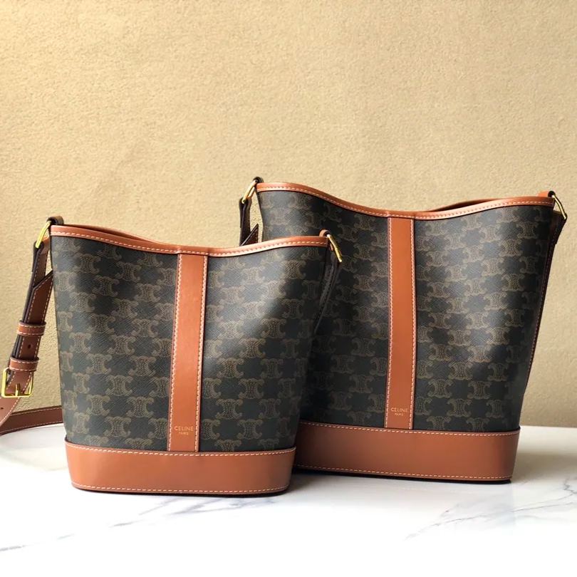 【CELINE】サイズ:30X23X13CM