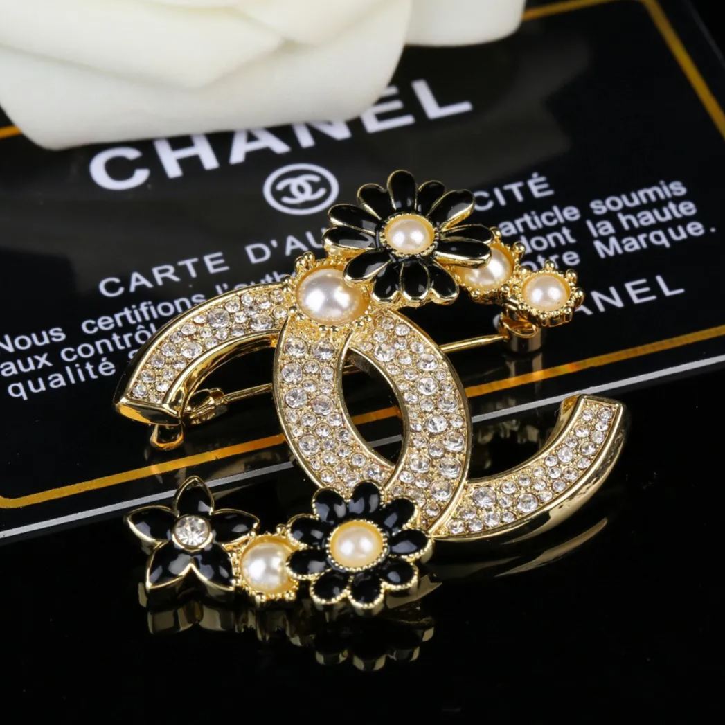 【ブローチ】★CHANEL★