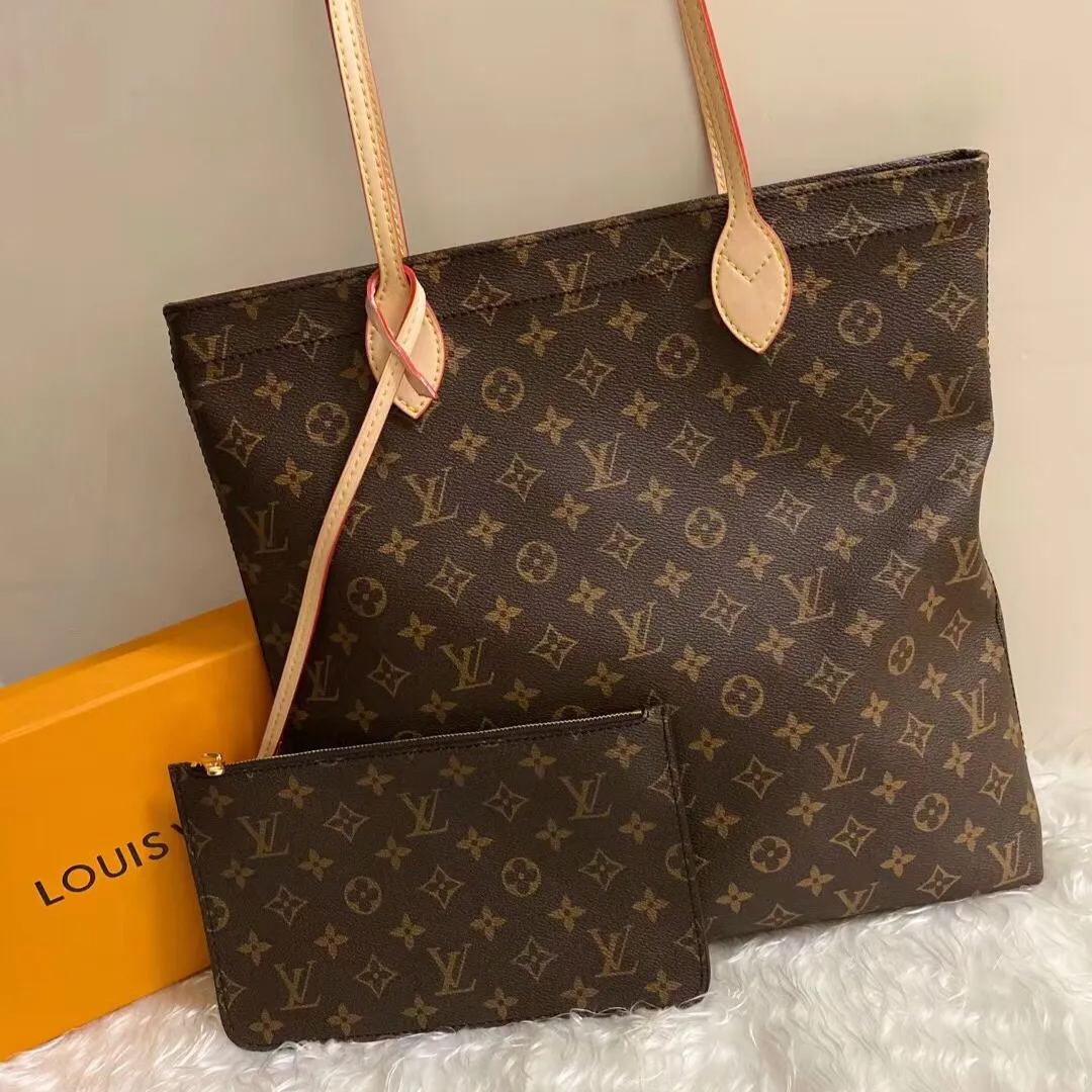 【LOUIS VUITTON】Carry It  37.0 x 39.0 x 3.0 cm