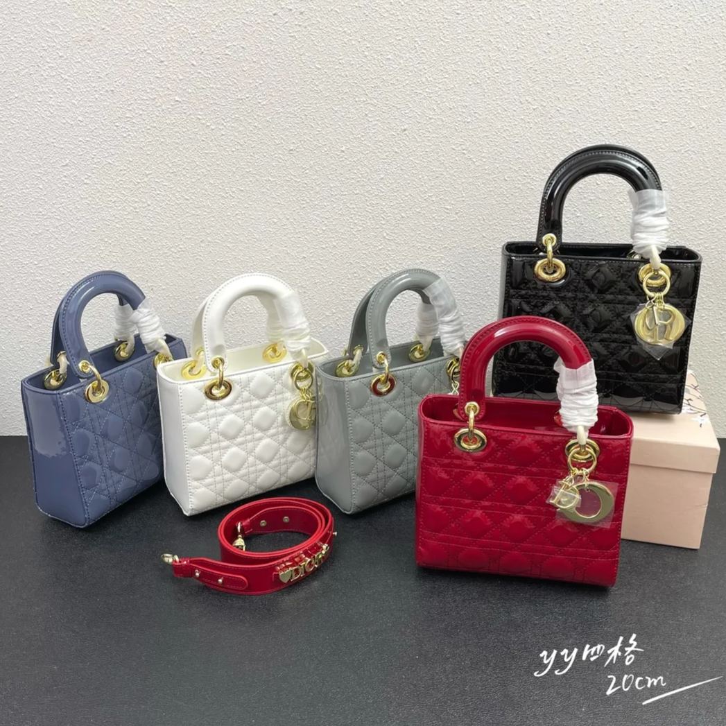 【DIOR】 20CM×16.5CM×8CM