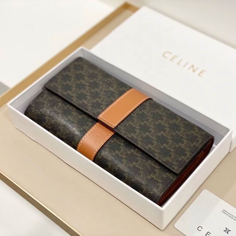 【CELINE】TRIOMPHE CANVAS 19*10*3CM