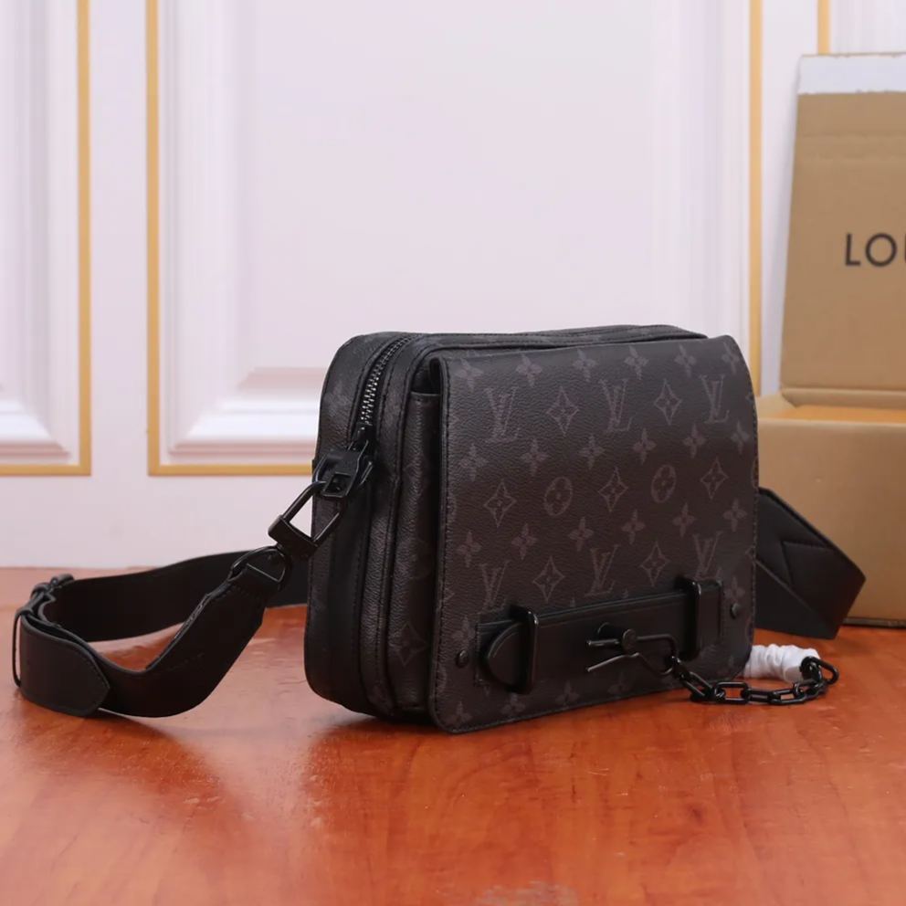 【LOUIS VUITTON】23.5 x 17 x 6 cm