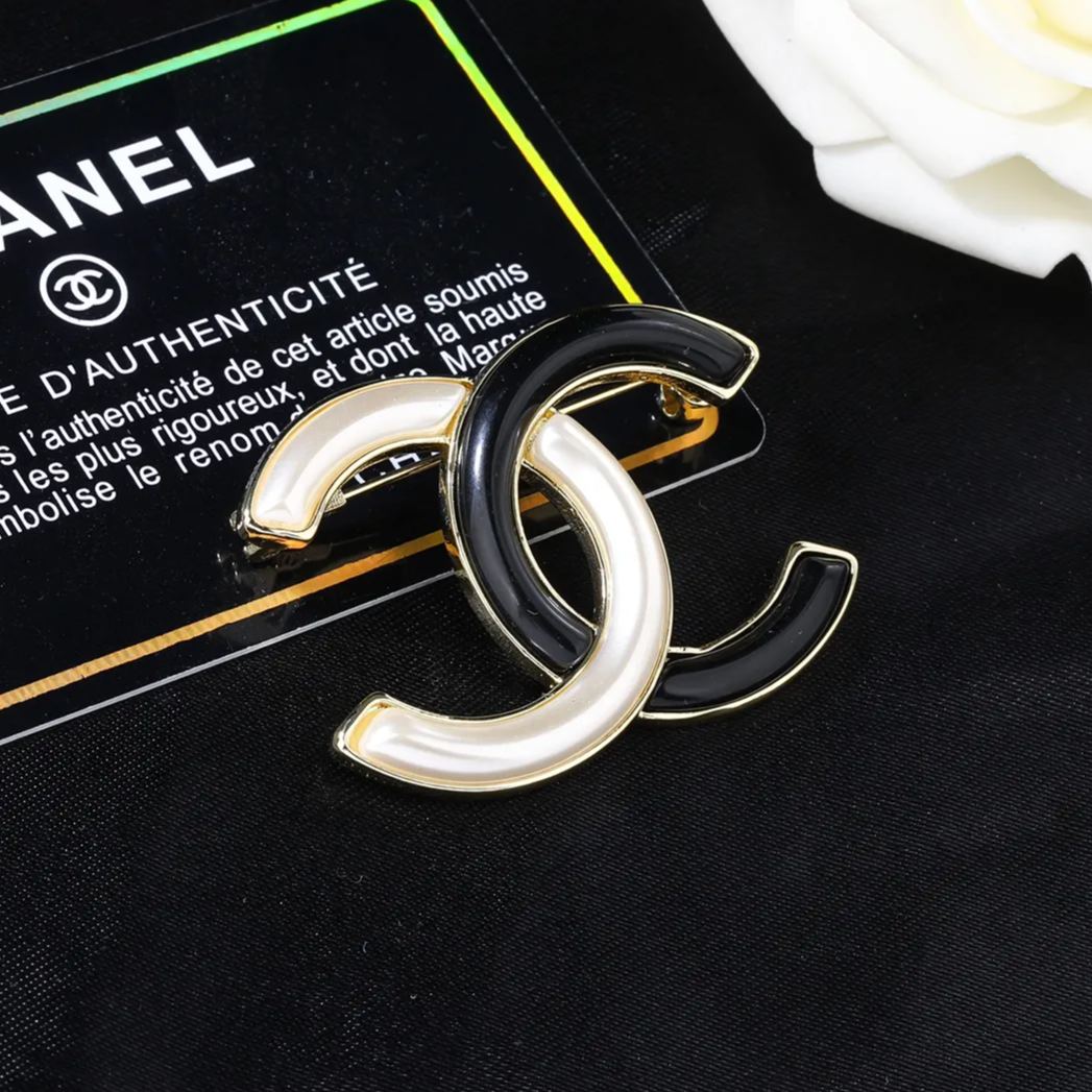 【ブローチ】★CHANEL★