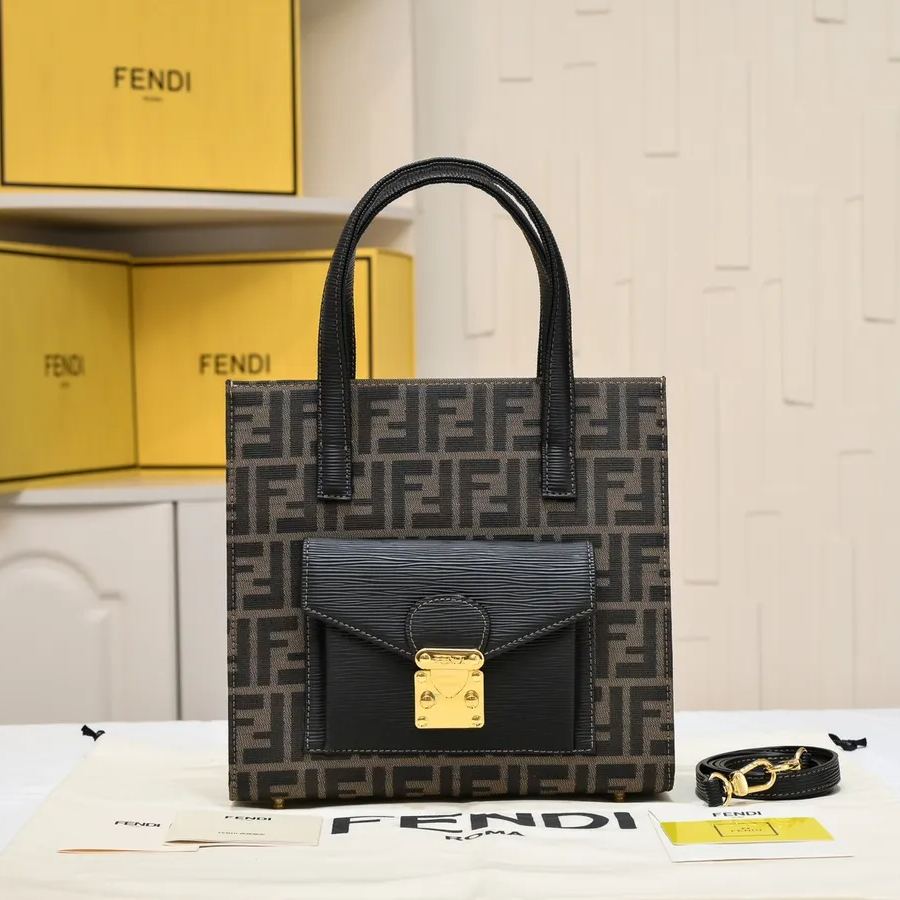 【FENDI】vintage 26x24x9cm