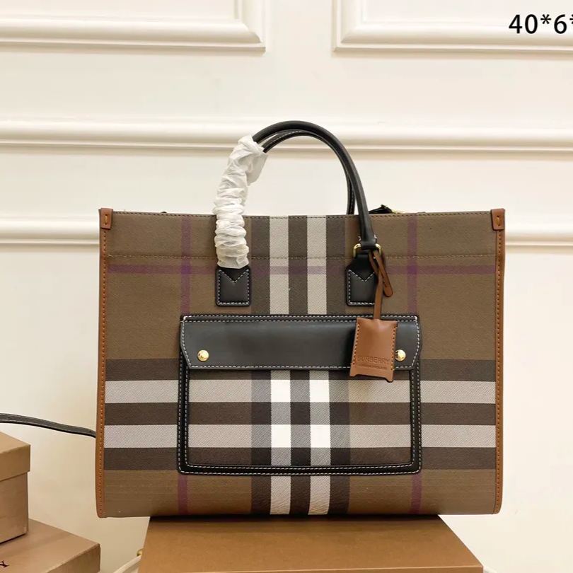 【Burberry】40*30*6CM
