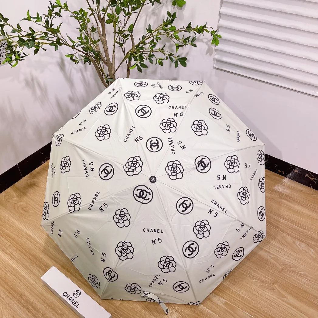 【CHANEL】折りたたみ傘 自動開閉