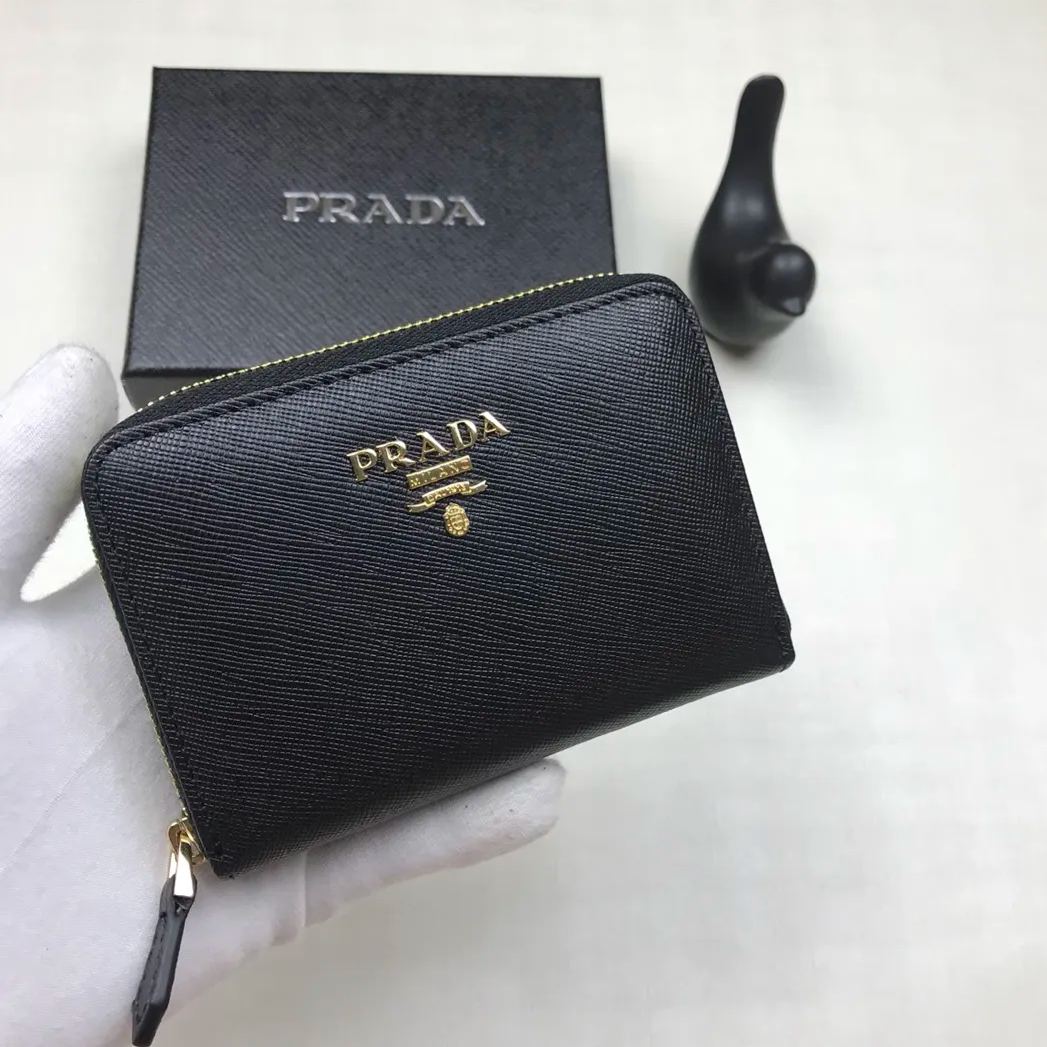 【PRADA】小銭入れ  10*9*2cm