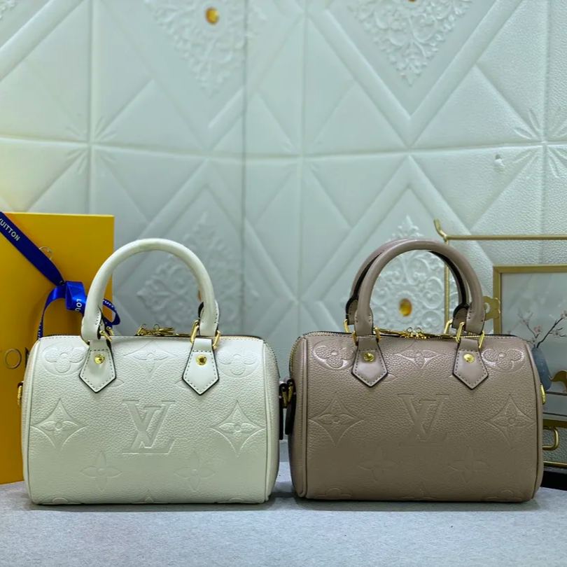 【LOUIS VUITTON】Speedy Bandoulière 20.5 x 13.5 x 12CM