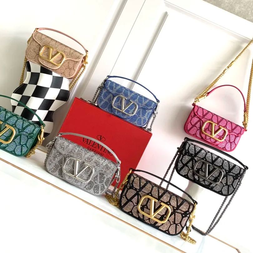 【Valentino】Garavani  20 x 11 x 5cm