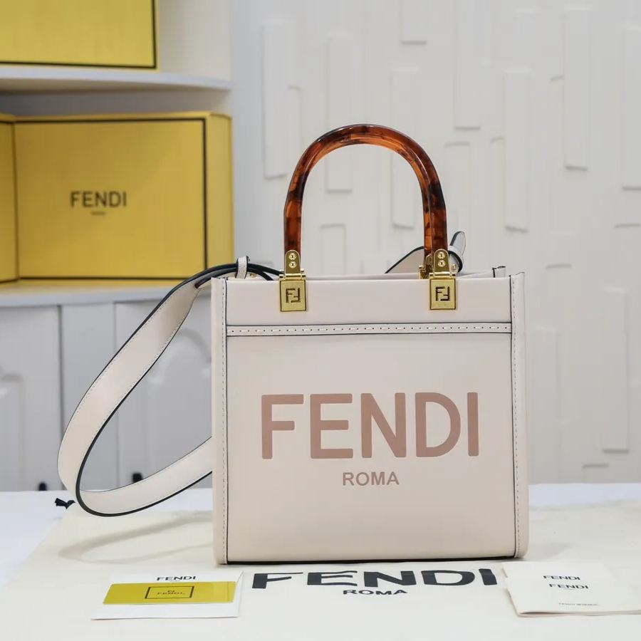 【Fendi】shine tote  22*20*8CM