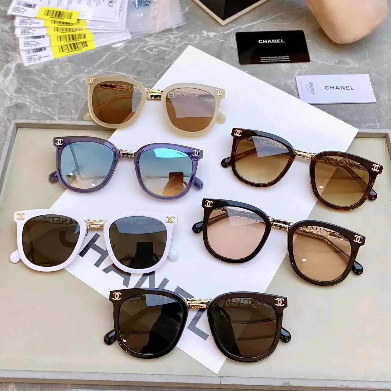 【サングラス】★CHANEL★ SIZE：52-22-145mm