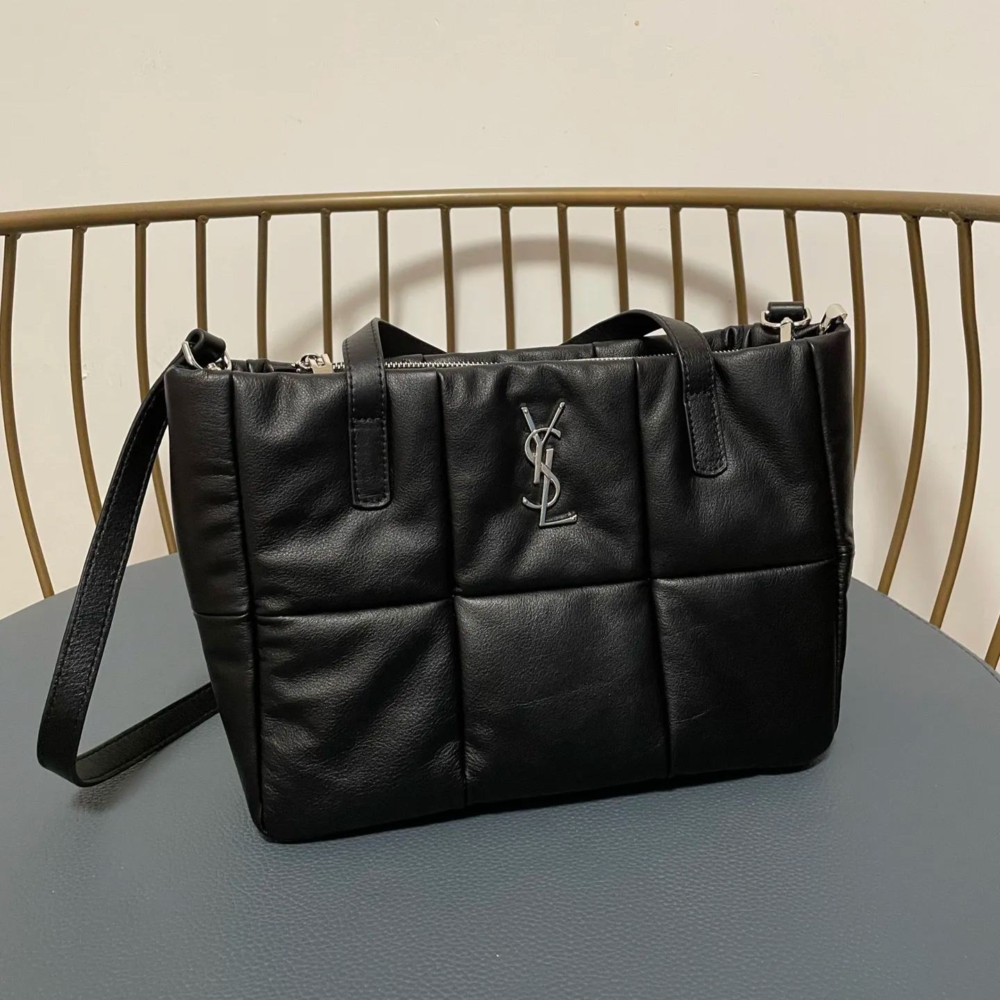 【Yves Saint Laurent】30*10*22CM