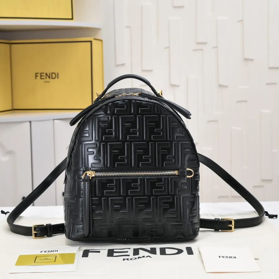 【DIOR】22x10x22cm