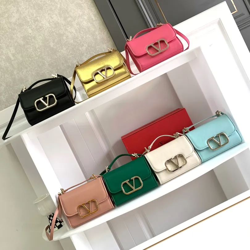 【Valentino】VLogoType 18x13x5cm