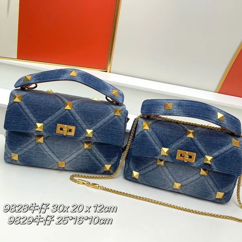 【Valentino】Garavani Roman Stud