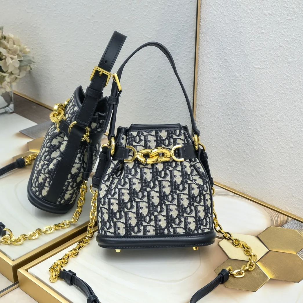 【DIOR】Dior baby