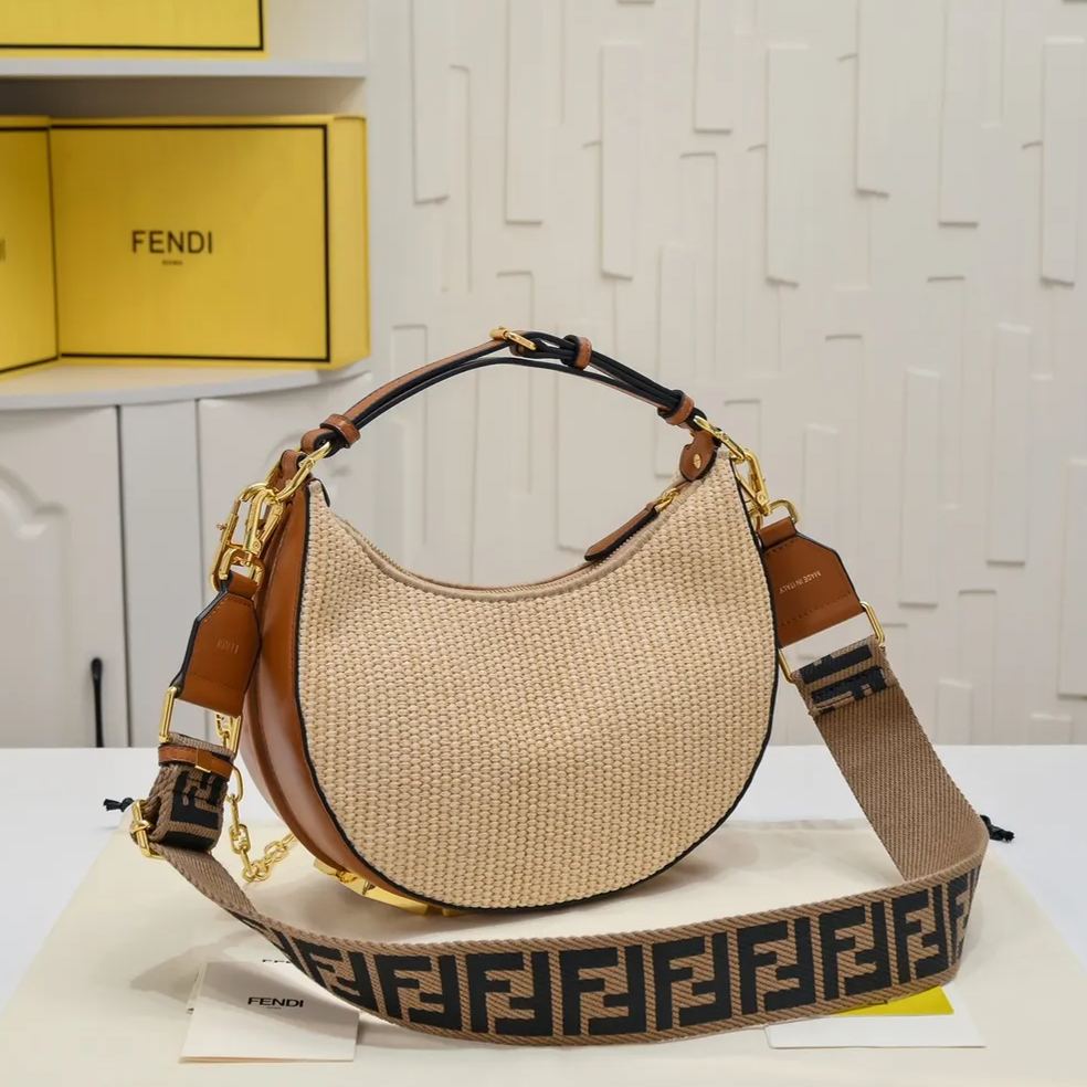 【Fendi】Fendigraphy -2size