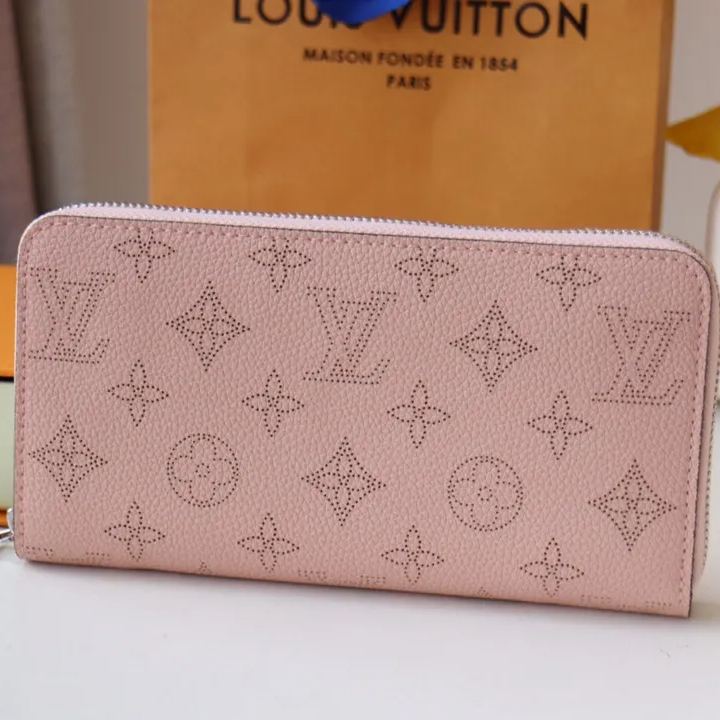【LOUIS VUITTON】19*10*2.5CM