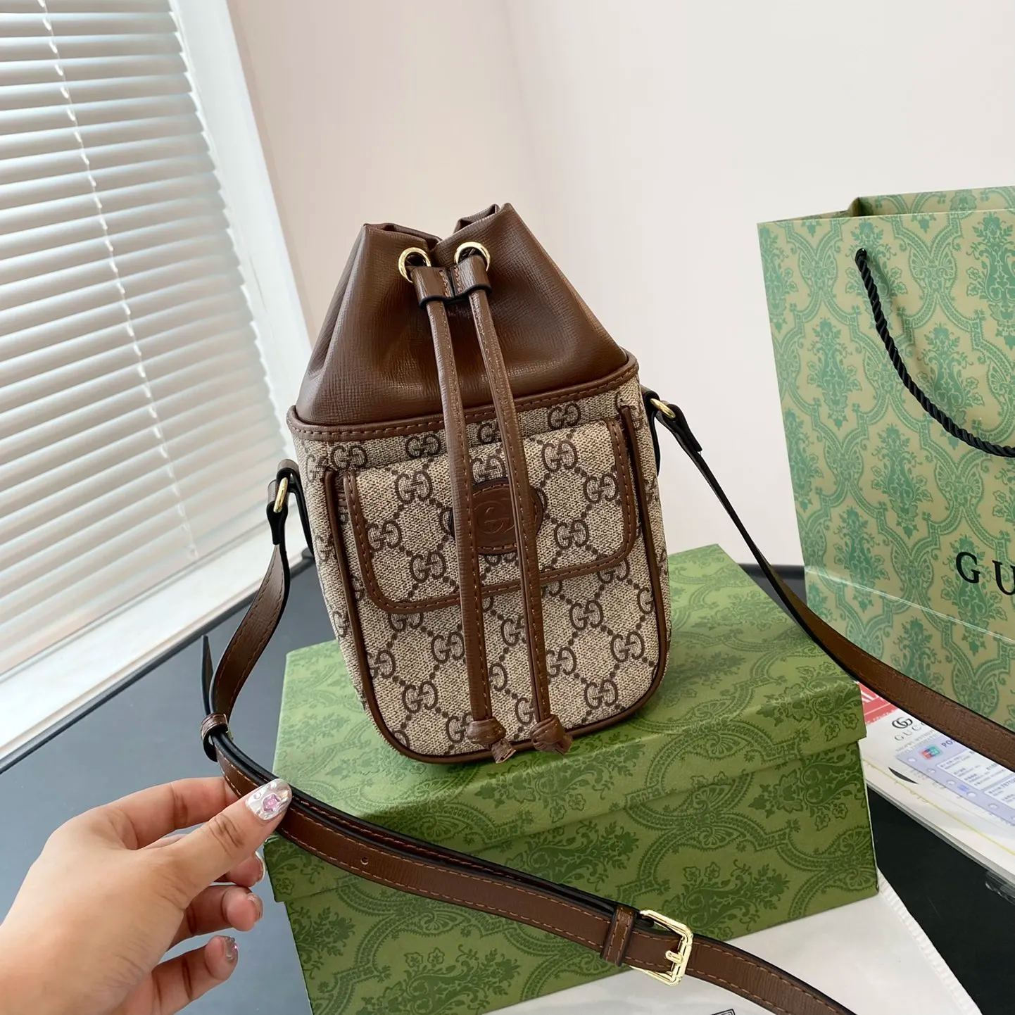 【GUCCI】12*23*5cm