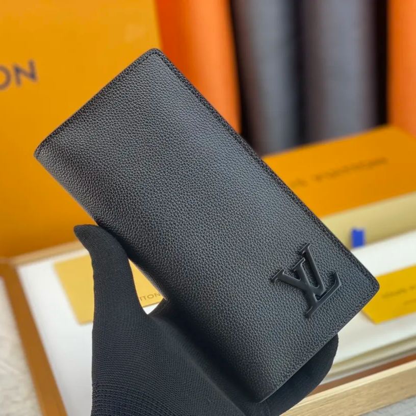 【LOUIS VUITTON】財布