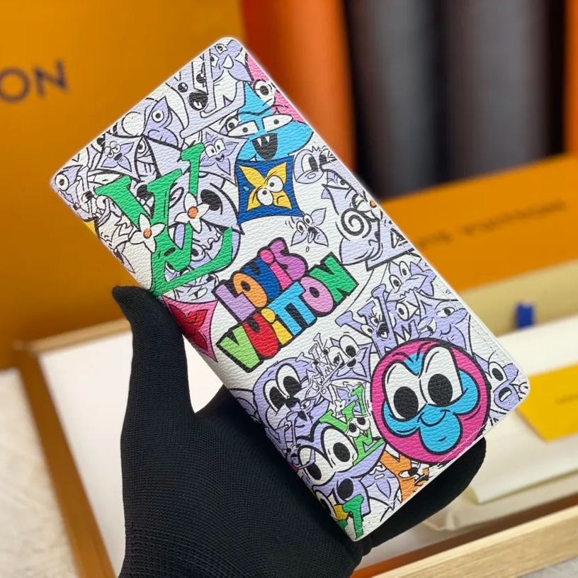 【LOUIS VUITTON】Brazza 10 x 19 x 2CM