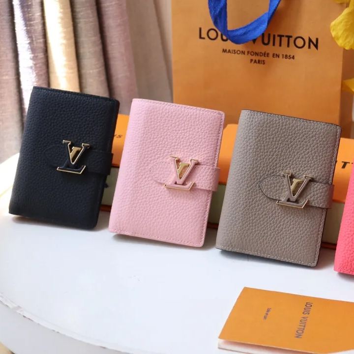 【LOUIS VUITTON】9 x 12 x2CM