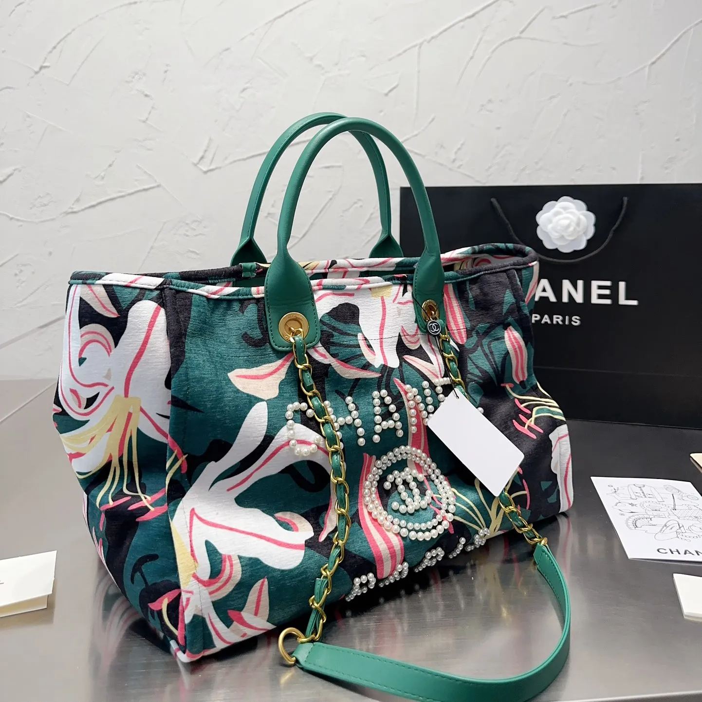 【シャネル】 tote   39*32*18cm