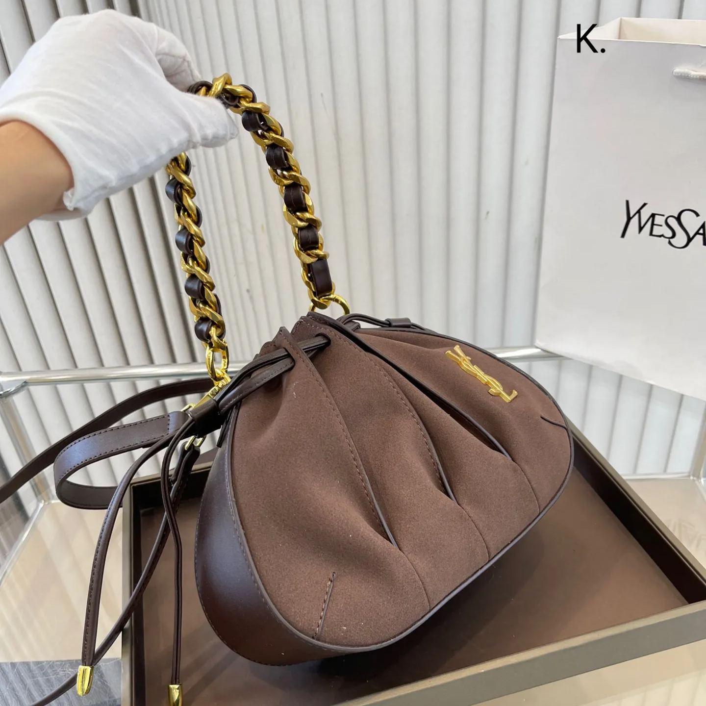 【Yves Saint Laurent】24x20x15cm