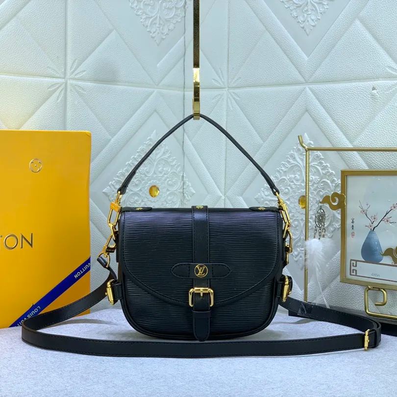 【LOUIS VUITTON】Saumur BB 20.0 x 16.0 x 7.5CM
