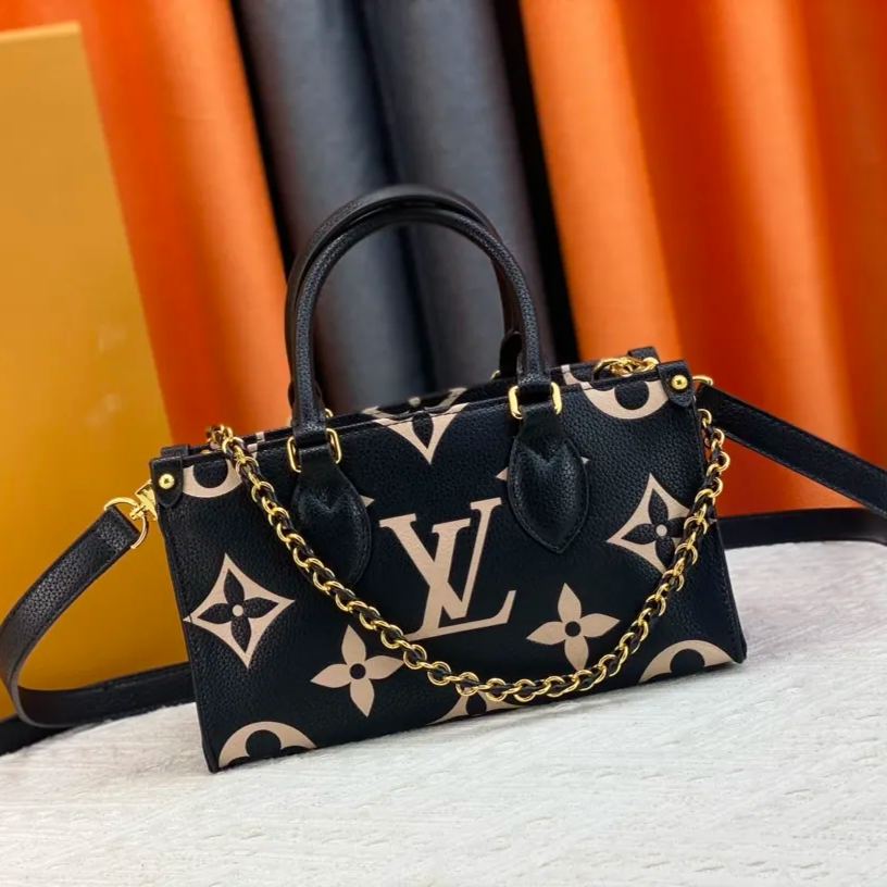 【LOUIS VUITTON】East West  25 x 13 x 10CM