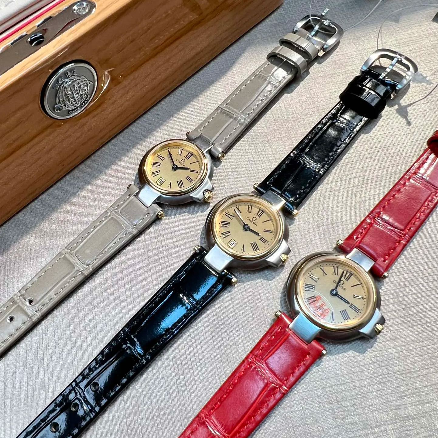 【20-25日間の輸送時間】【OMEGA】レディース  26mm
