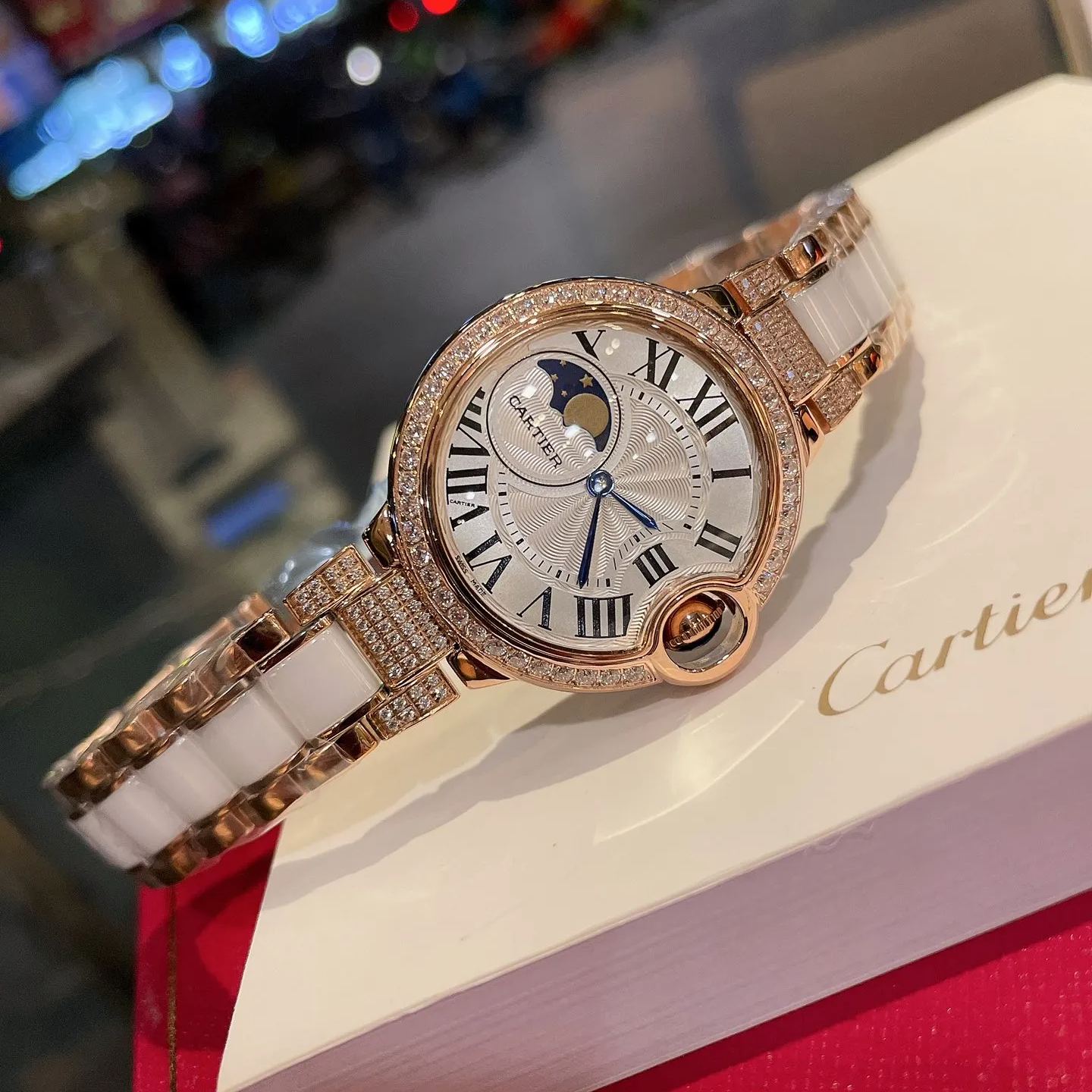 【20-25日間の輸送時間】【CARTIER】レディース  33mm